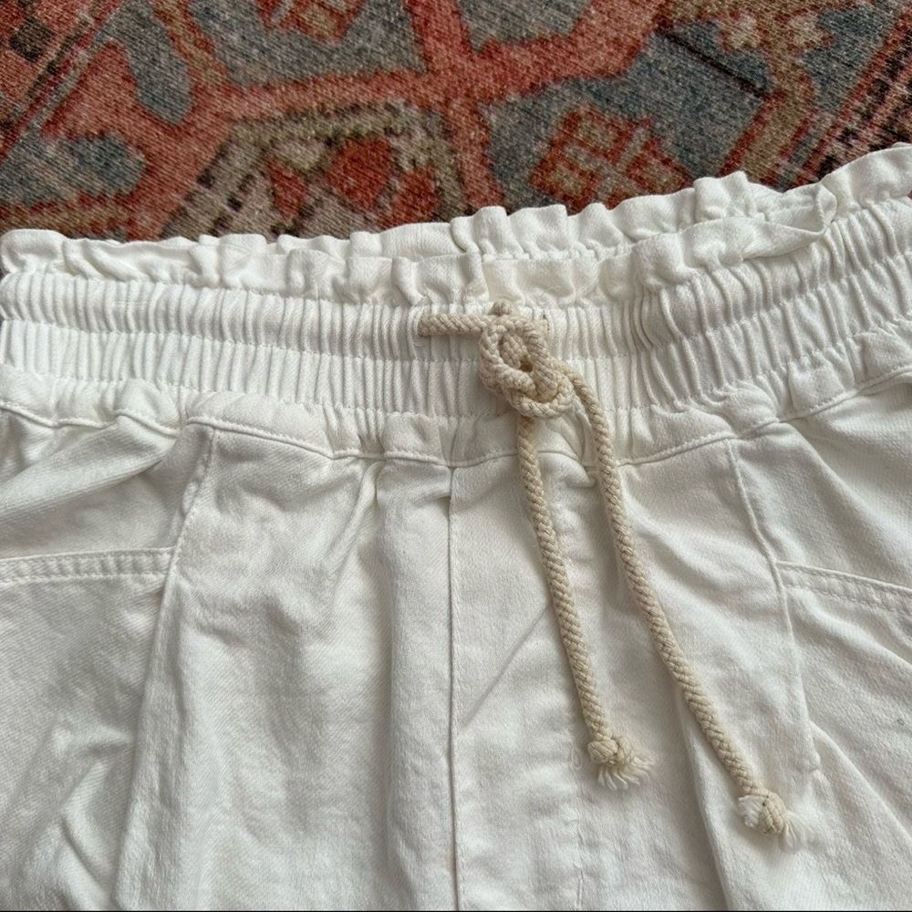 White denim Shorts high waisted S mustard seed high waisted drawstring - Picture 3 of 5